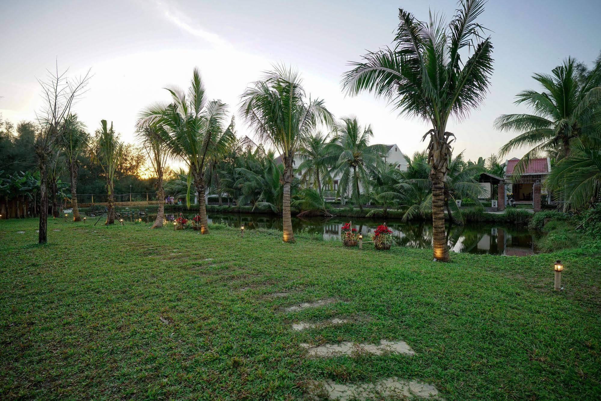T Villa Hoi An Esterno foto